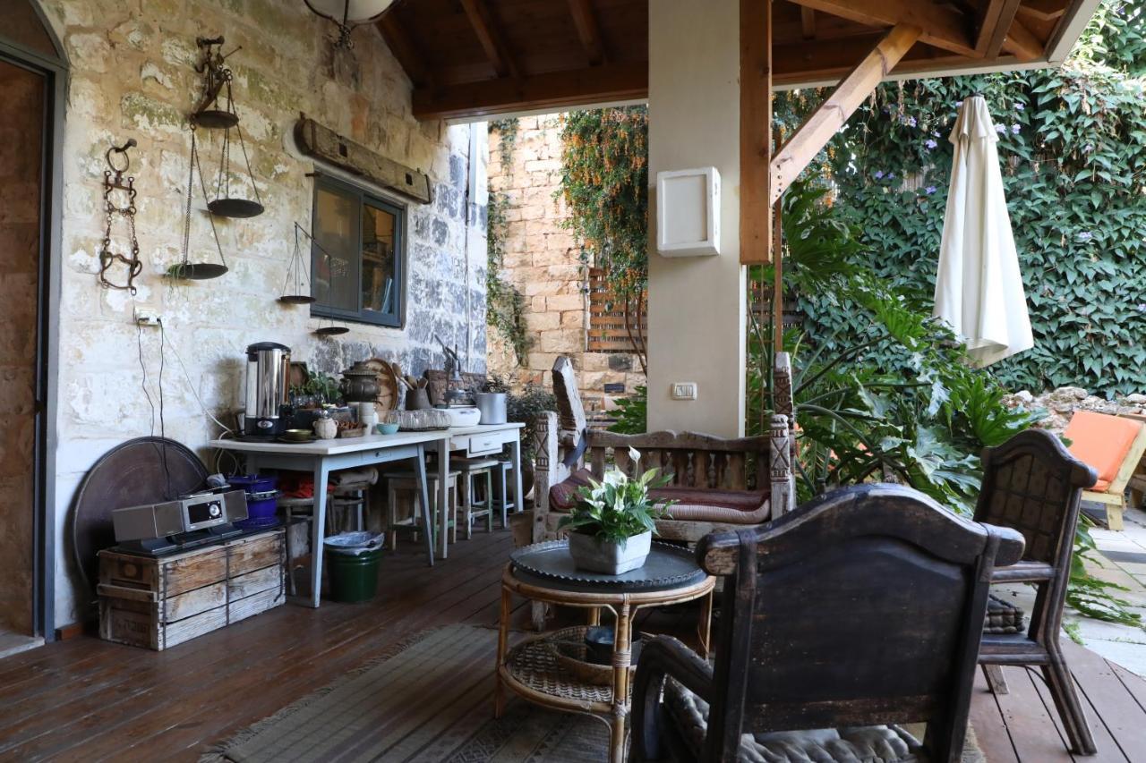 Отель Shulamit Yard Рош-Пинна Экстерьер фото
